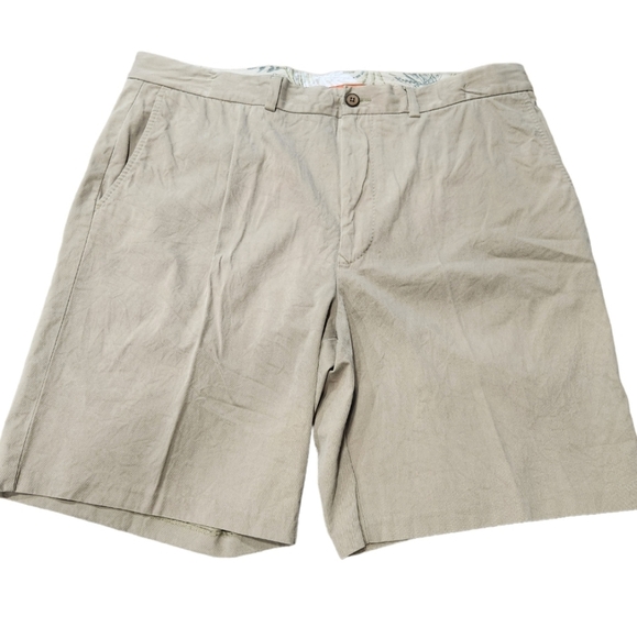 Tommy Bahama Other - Tommy Bahama 90% Silk St. Thomas shorts Size 38